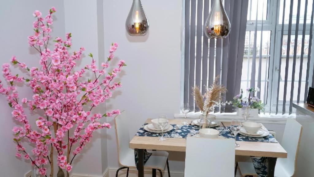 Beautiful Apartment In Sussex Gardens Londra Esterno foto