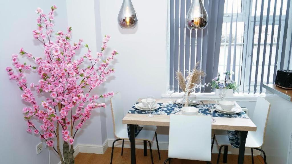 Beautiful Apartment In Sussex Gardens Londra Esterno foto