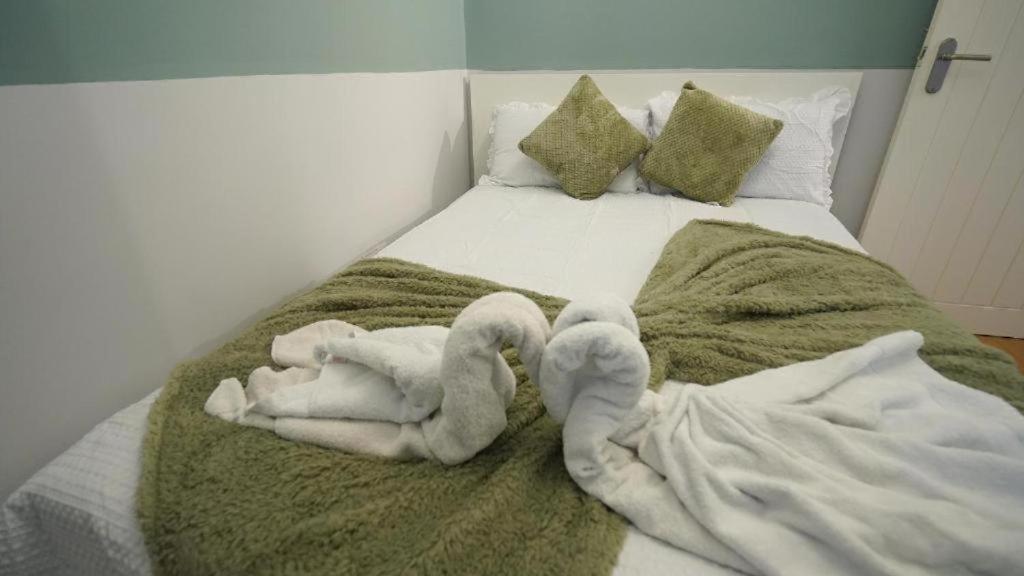 Beautiful Apartment In Sussex Gardens Londra Esterno foto